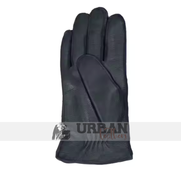 Premium sheepskin leather winter gloves for daily and fashionable wear.